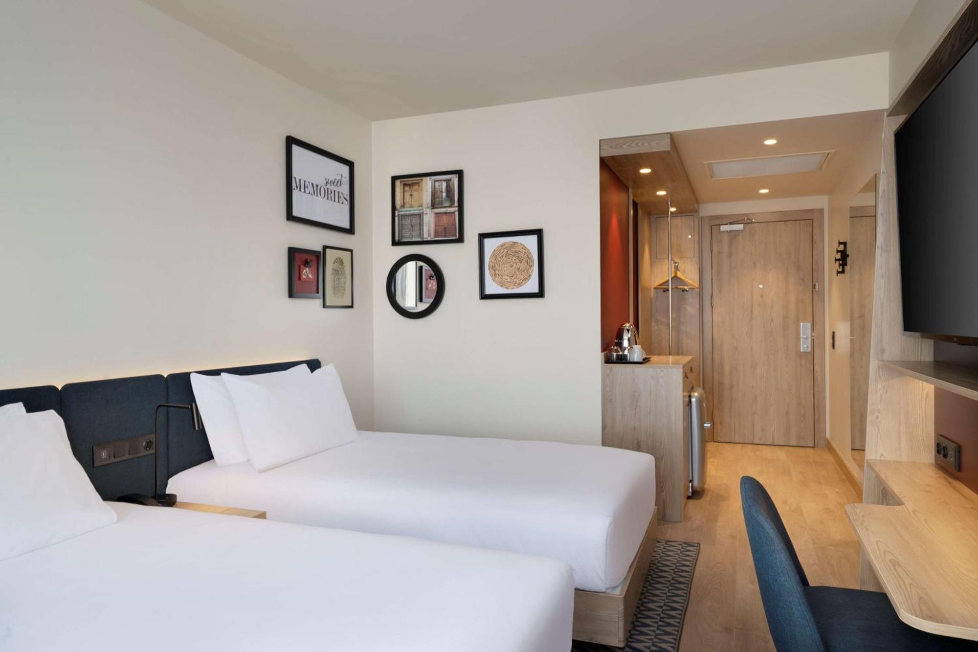 Hampton By Hilton Tashkent Exterior foto